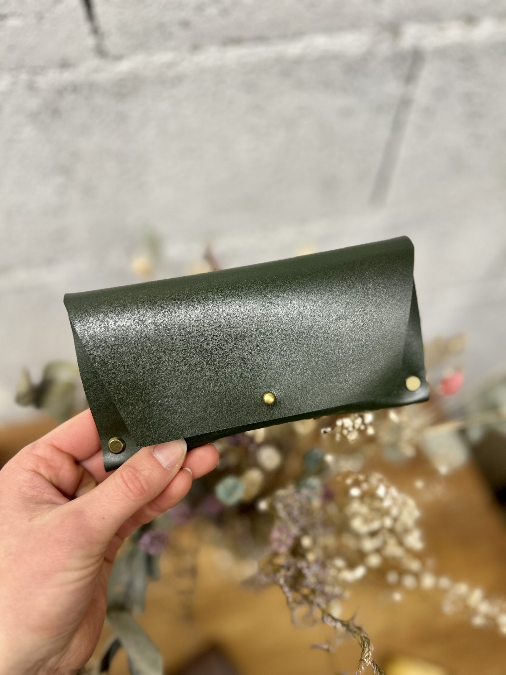 kit étui à lunettes cuir couleur vert_1 kit étui à lunettes cuir couleur vert_1